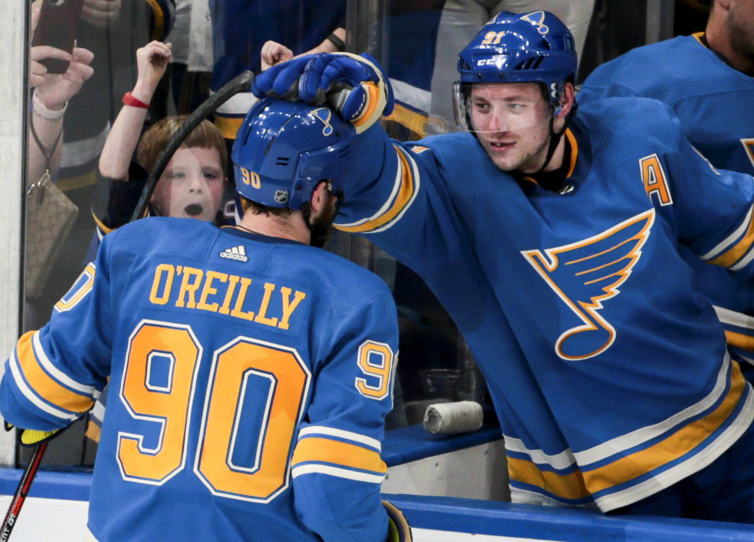 St. Louis Blues end it against the Canucks